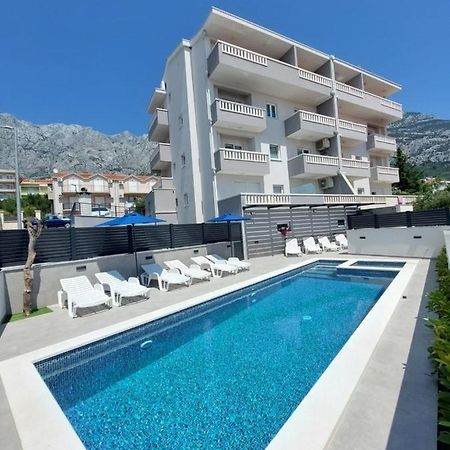 Apartments Villa Nova With Pool Makarska Dış mekan fotoğraf
