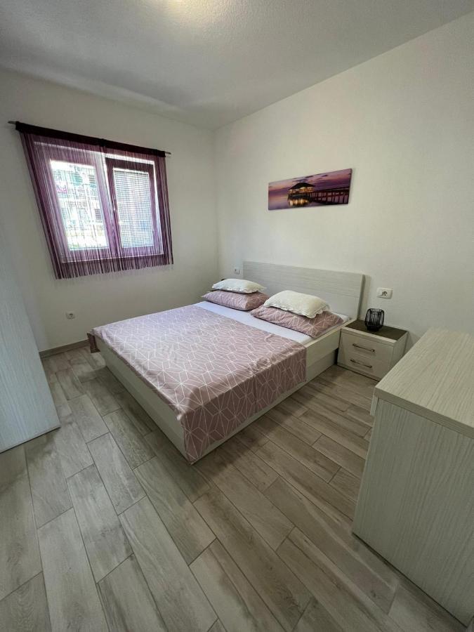 Apartments Villa Nova With Pool Makarska Dış mekan fotoğraf