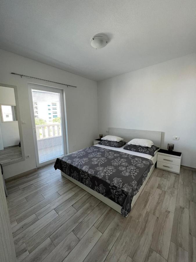 Apartments Villa Nova With Pool Makarska Dış mekan fotoğraf