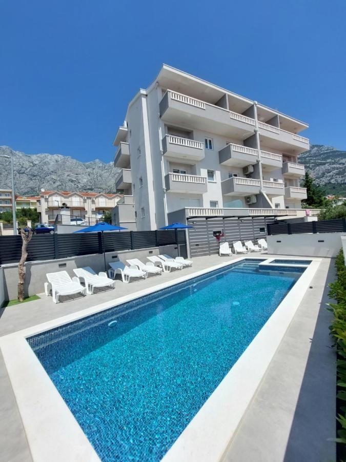 Apartments Villa Nova With Pool Makarska Dış mekan fotoğraf